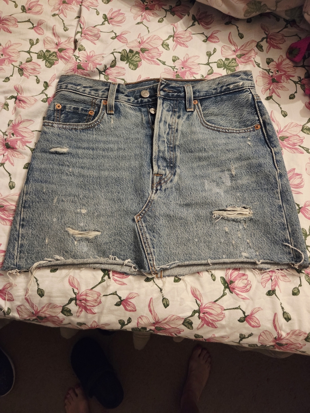 Levis Jean Skirt EUC!